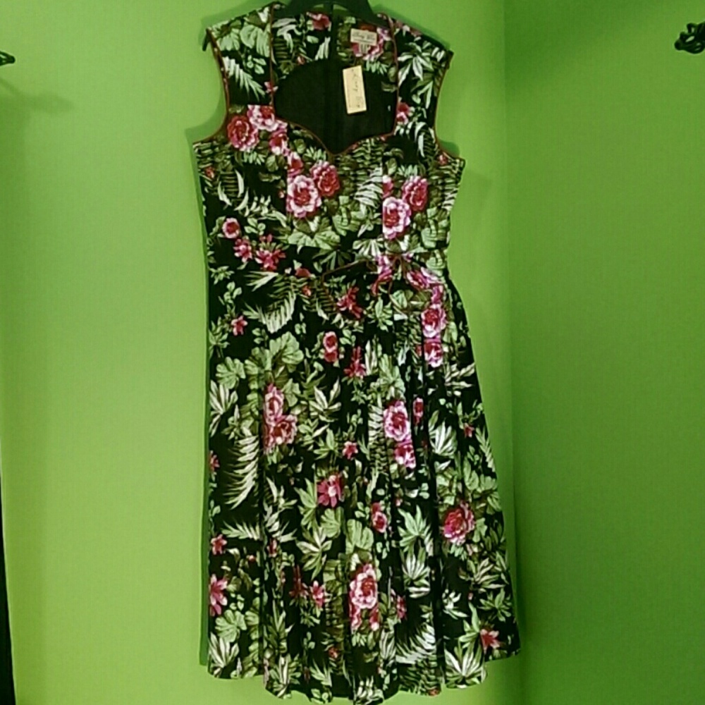 *sold* 2XL Lindy Bop Grace Swing Dress
