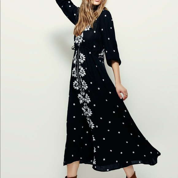 Embroidered Fable Maxi DRESS Floral Blue Black - Picture 8 of 8