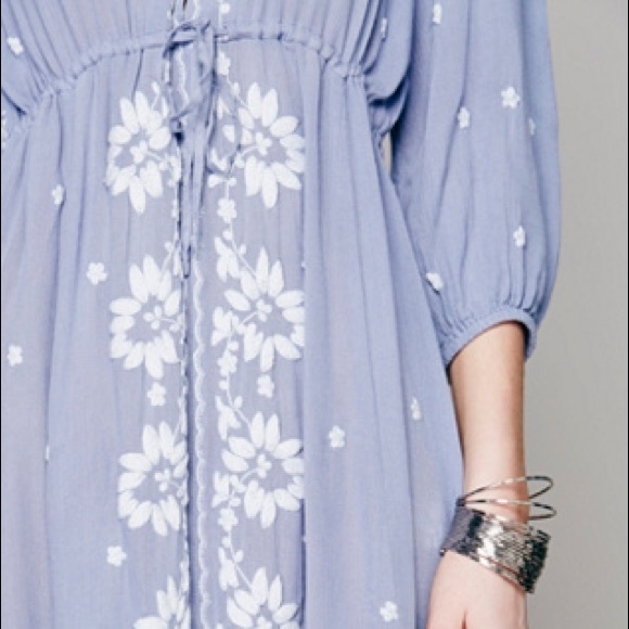 Embroidered Fable Maxi DRESS Floral Blue Black - Picture 4 of 8