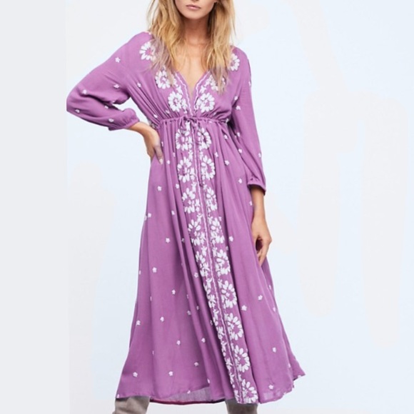 Embroidered Fable Maxi DRESS Floral Blue Black - Picture 3 of 8