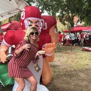 Meet your Posher, Tayler