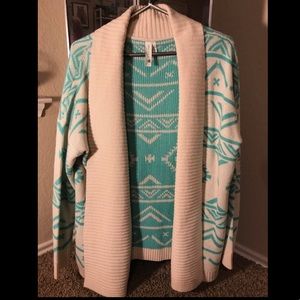 Cream and turquoise sweater/cardigan