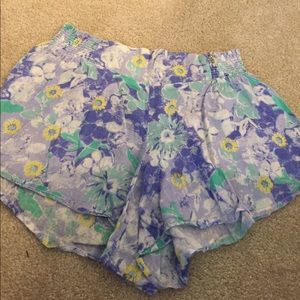 Flower beach shorts