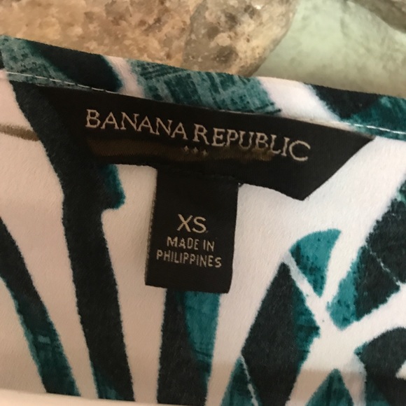 Banana Republic Palm Leaf Blouse - Picture 3 of 3