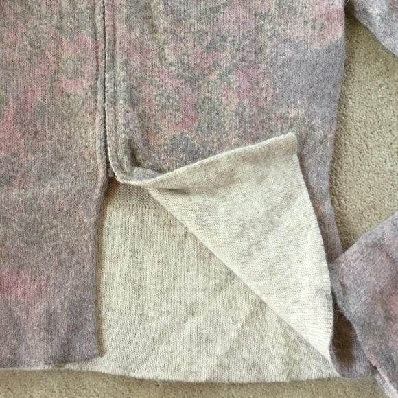 Wonderful quirky warm sweat top jacket. - Picture 3 of 5