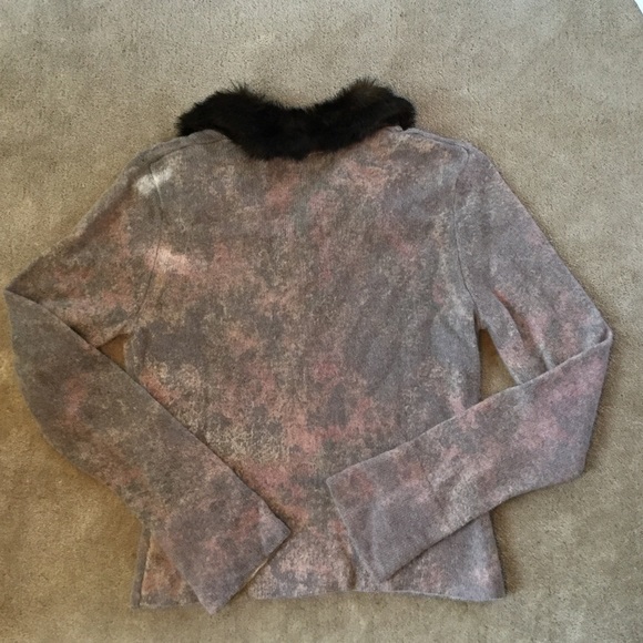 Wonderful quirky warm sweat top jacket. - Picture 4 of 5
