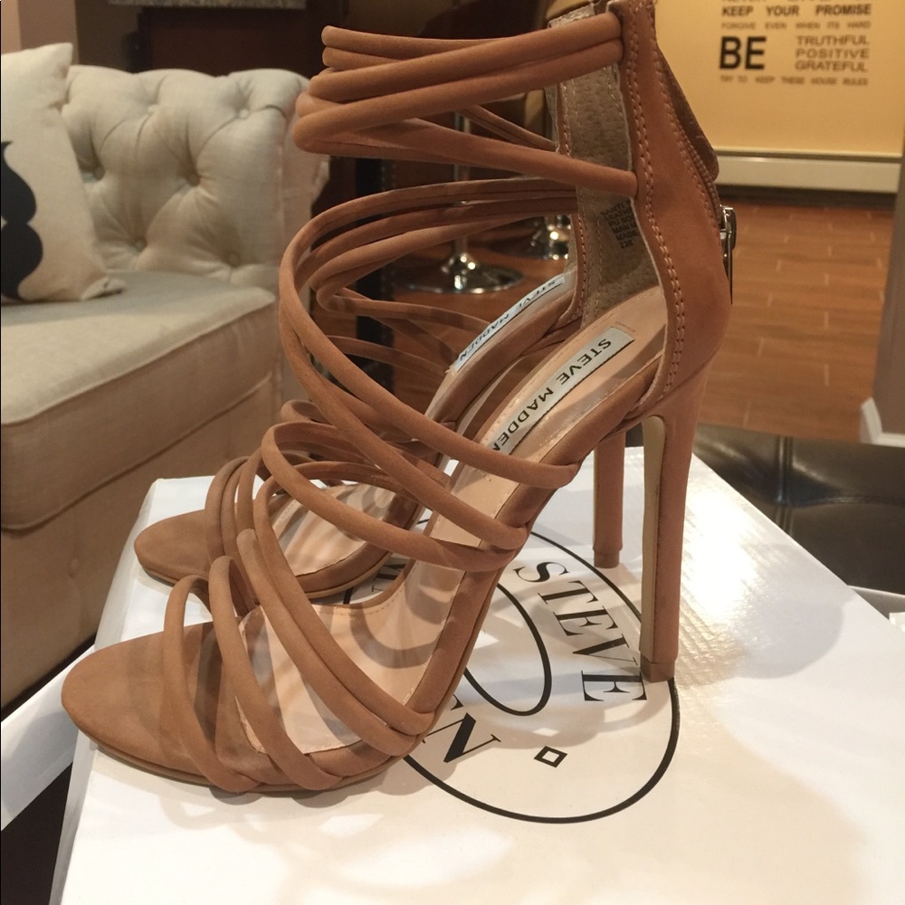 Strap Sandals - Picture 2 of 5