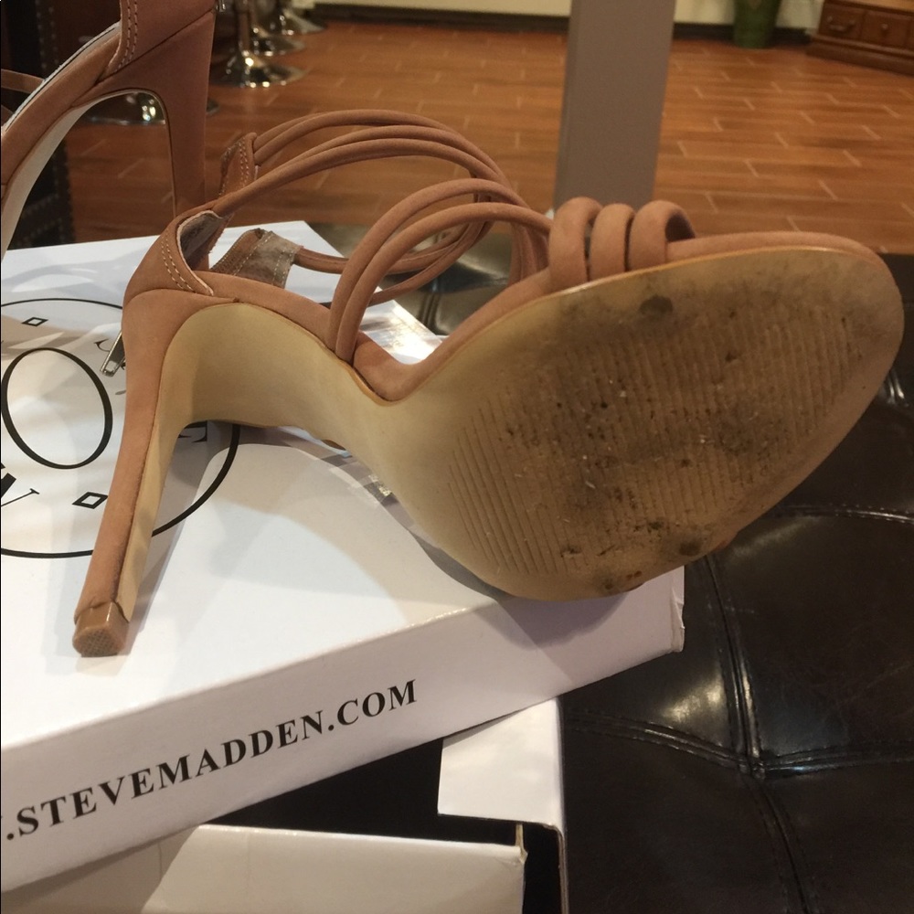 Strap Sandals - Picture 4 of 5