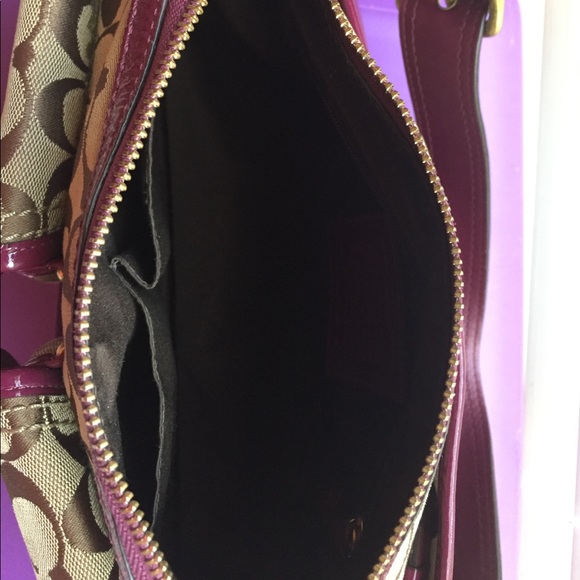 Coach Purse - Picture 4 of 6