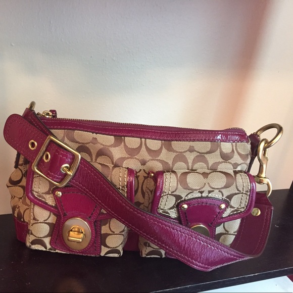 Coach Purse - Picture 5 of 6