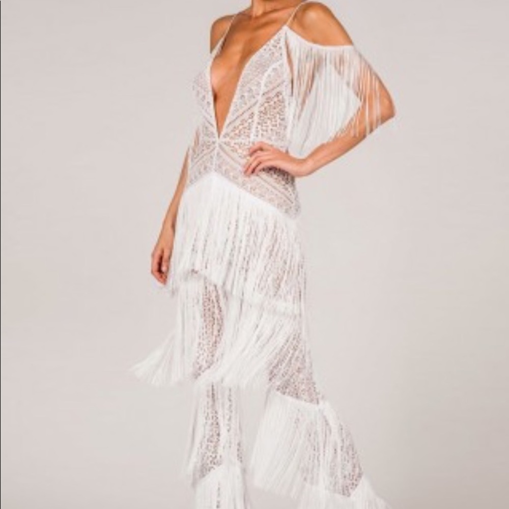 Dresses - Picture 3 of 8