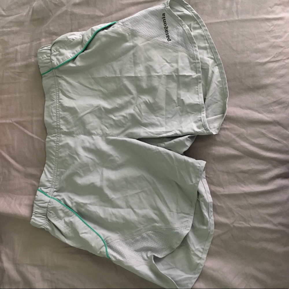 Patagonia Size Medium shorts