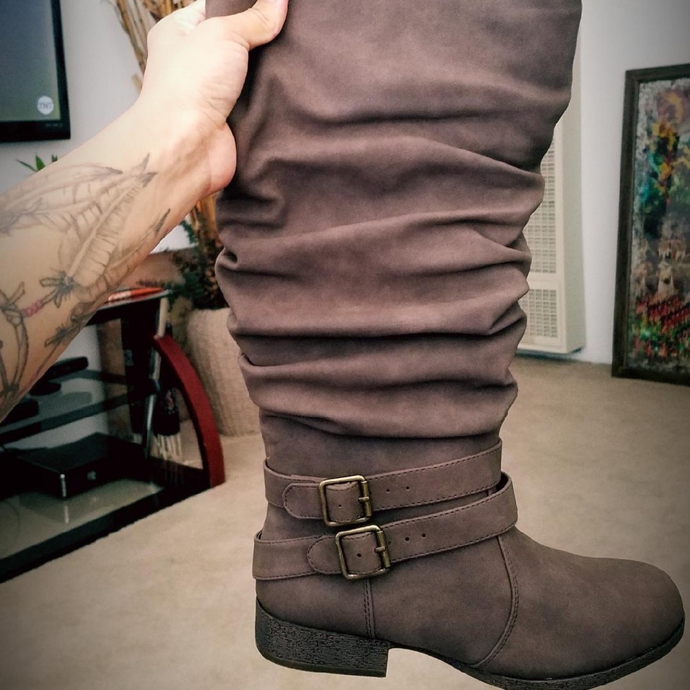NIB Shoedazzle brown boots