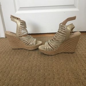 Steve Madden Strappy Rhinstoned Wedges Size 8