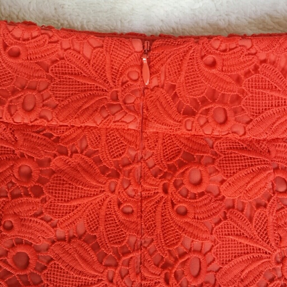 Beautiful Ann Taylor Red Lace Pencil Skirt 2P NWT - Picture 8 of 11