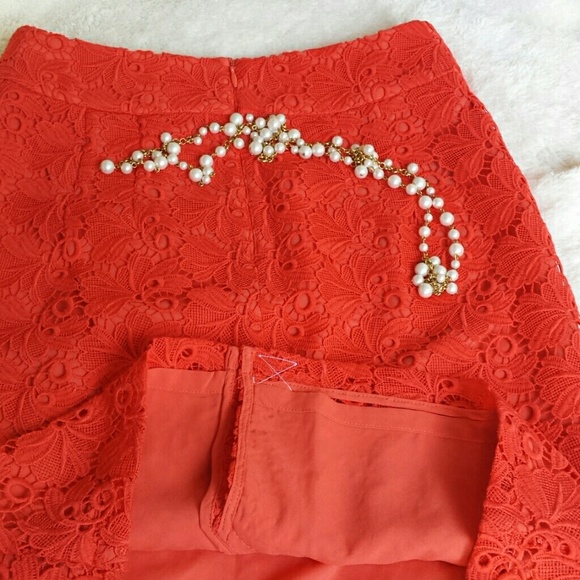 Beautiful Ann Taylor Red Lace Pencil Skirt 2P NWT - Picture 9 of 11