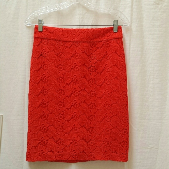 Beautiful Ann Taylor Red Lace Pencil Skirt 2P NWT - Picture 6 of 11