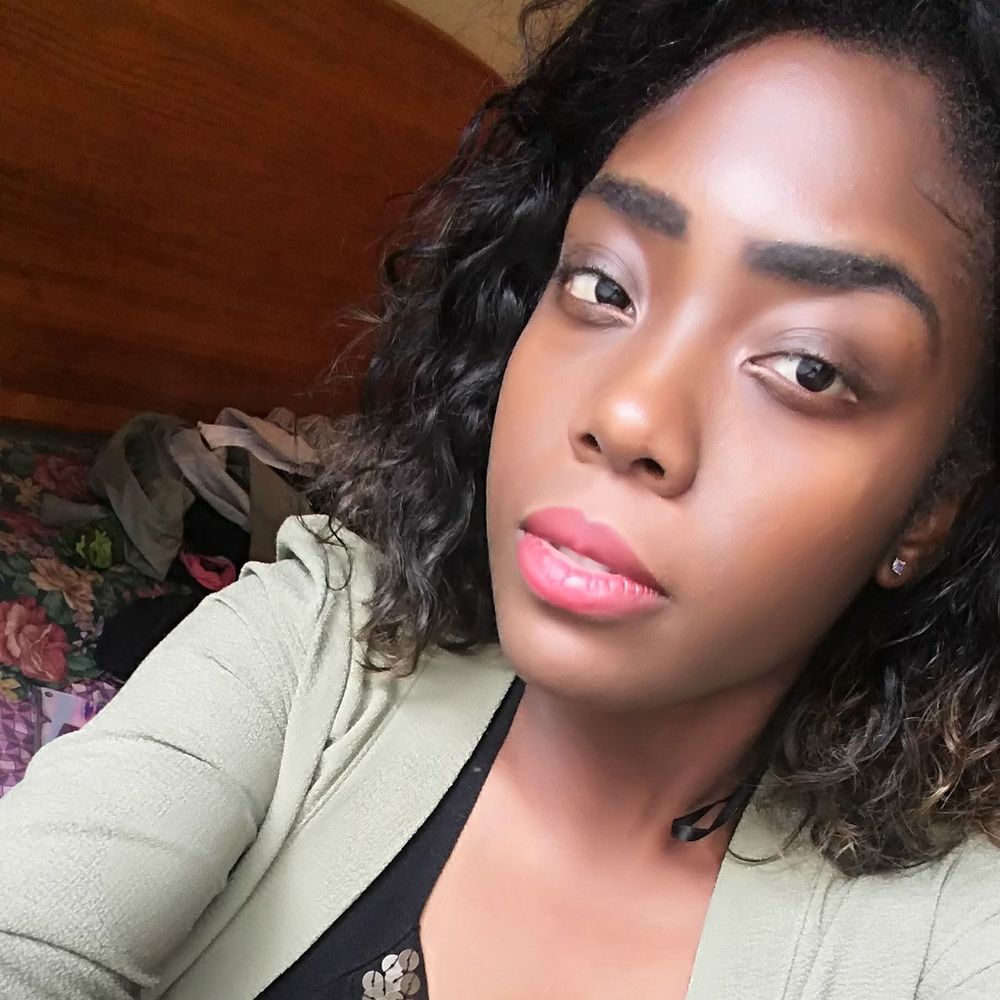 Meet your Posher, Fellysha
