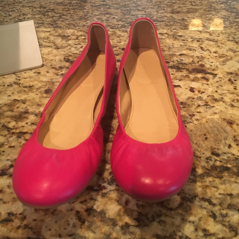 Pink JCrew leather ballet flats🎀