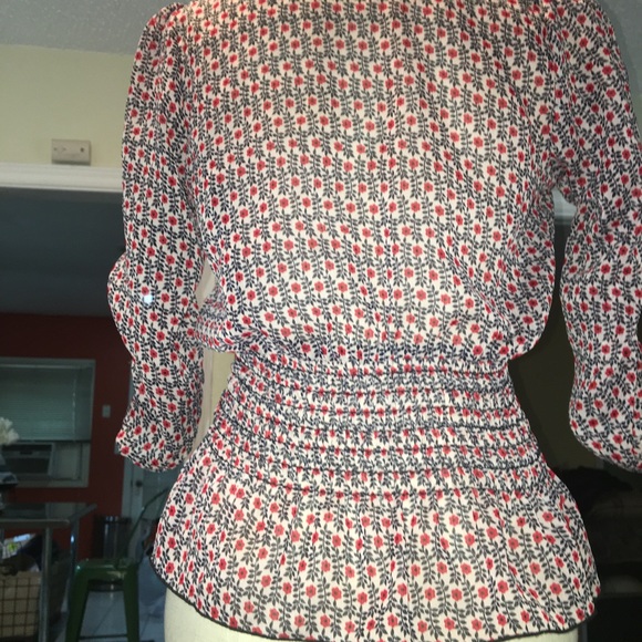 Top - Picture 2 of 3