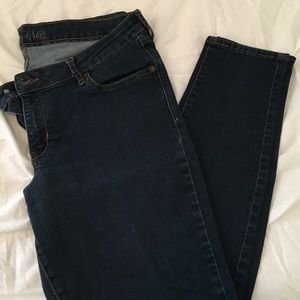 Old Navy Rockstar mid-rise jeans