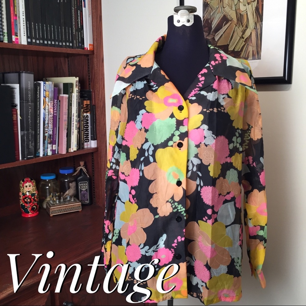 🎊 HOST PICK! 🎉| Vintage Sheer Neon Floral Blouse