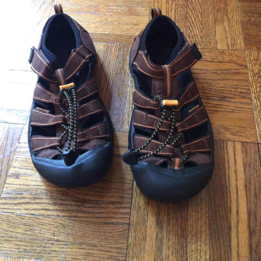 Keen waterproof shoes