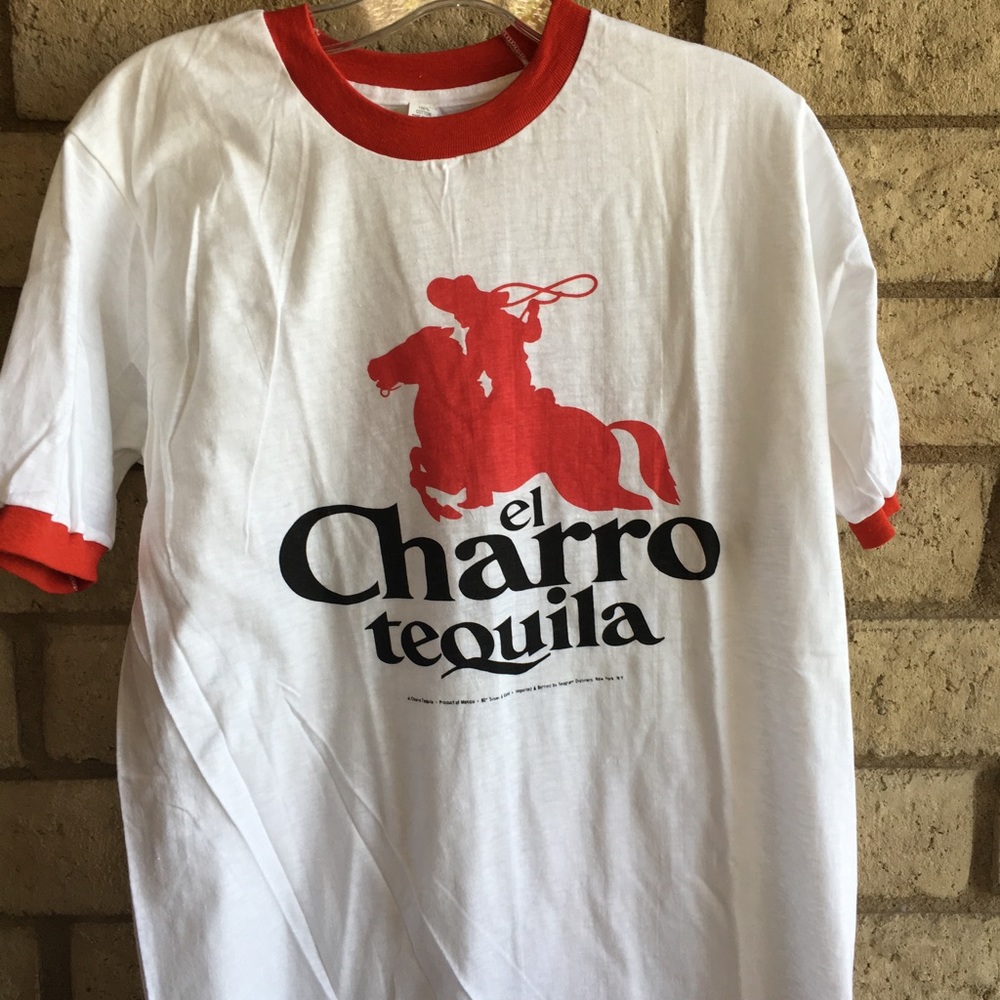 Vintage tshirts 2 for 45