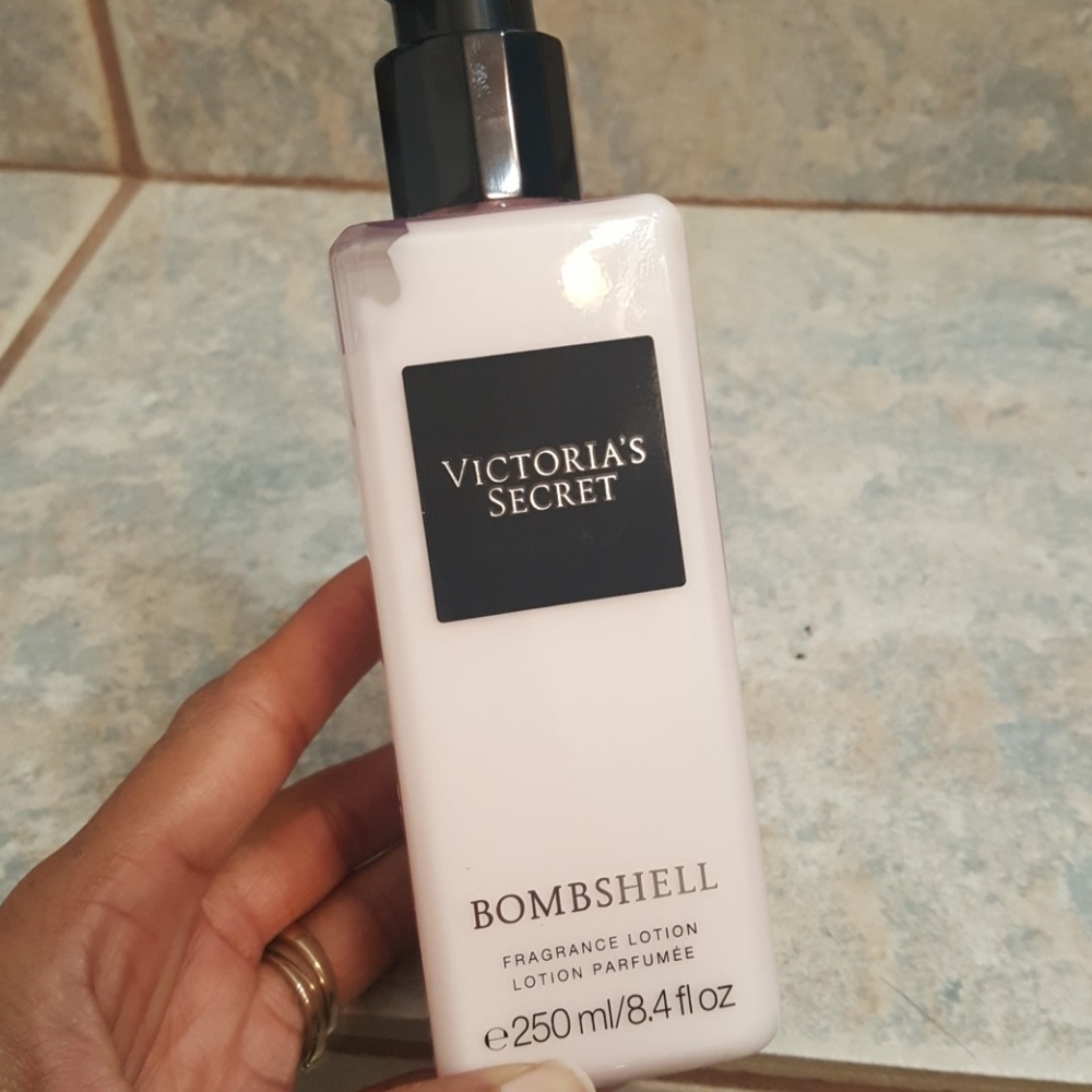 Victoria Secret bombshell lotion