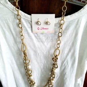Premier Designs Jewelry Gold and Pearls set