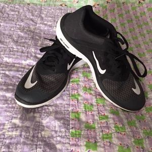 Nike Tennis shoes