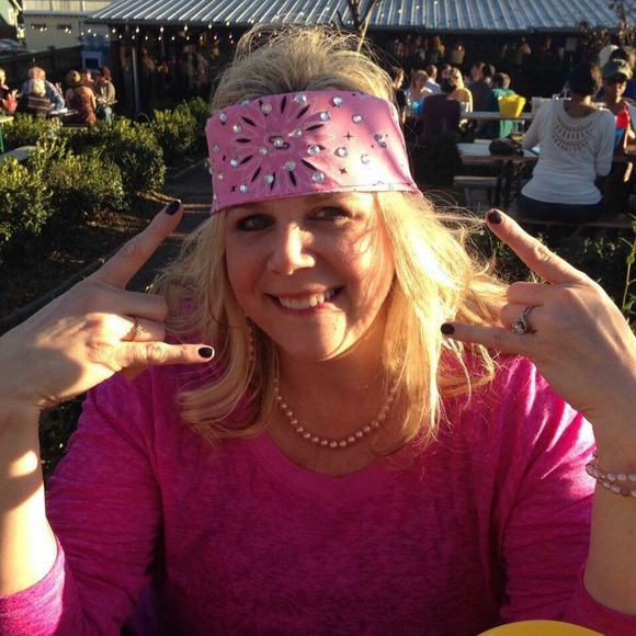 Empowering the elderly jeweled bandana 2 give hope - Picture 4 of 4