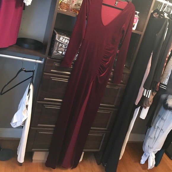 Long formal dress - Picture 2 of 2