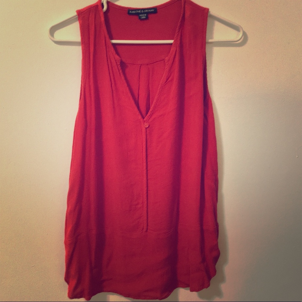 Red tank top - Picture 2 of 3