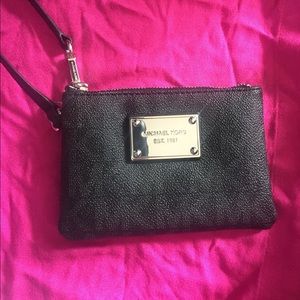 NWT Michael Kors small wristlet