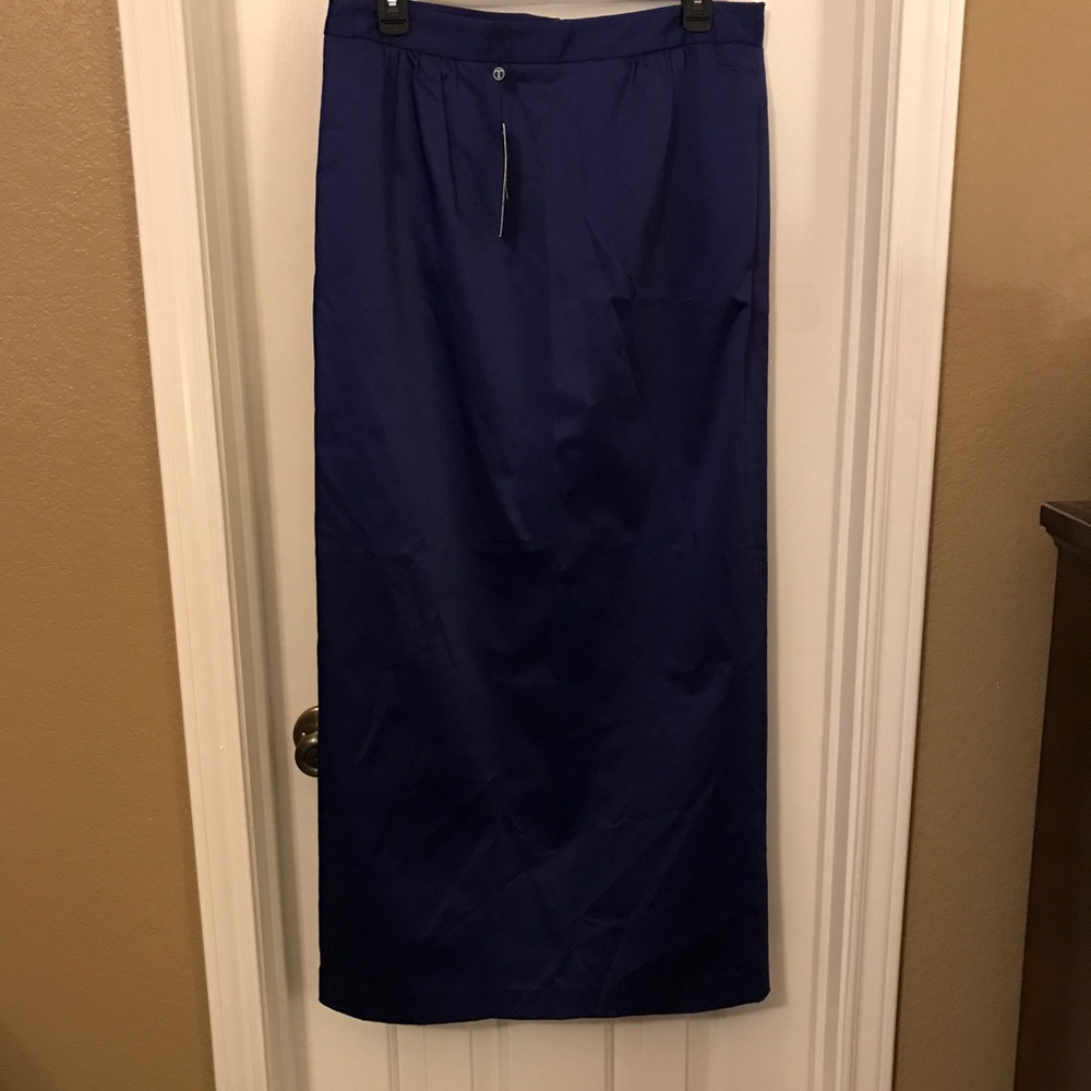 Talbots Long Violet-Blue Shiny Skirt Size 10 NWT