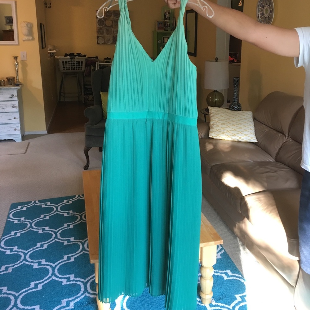 Banana Republic Grecian style mid length dress.