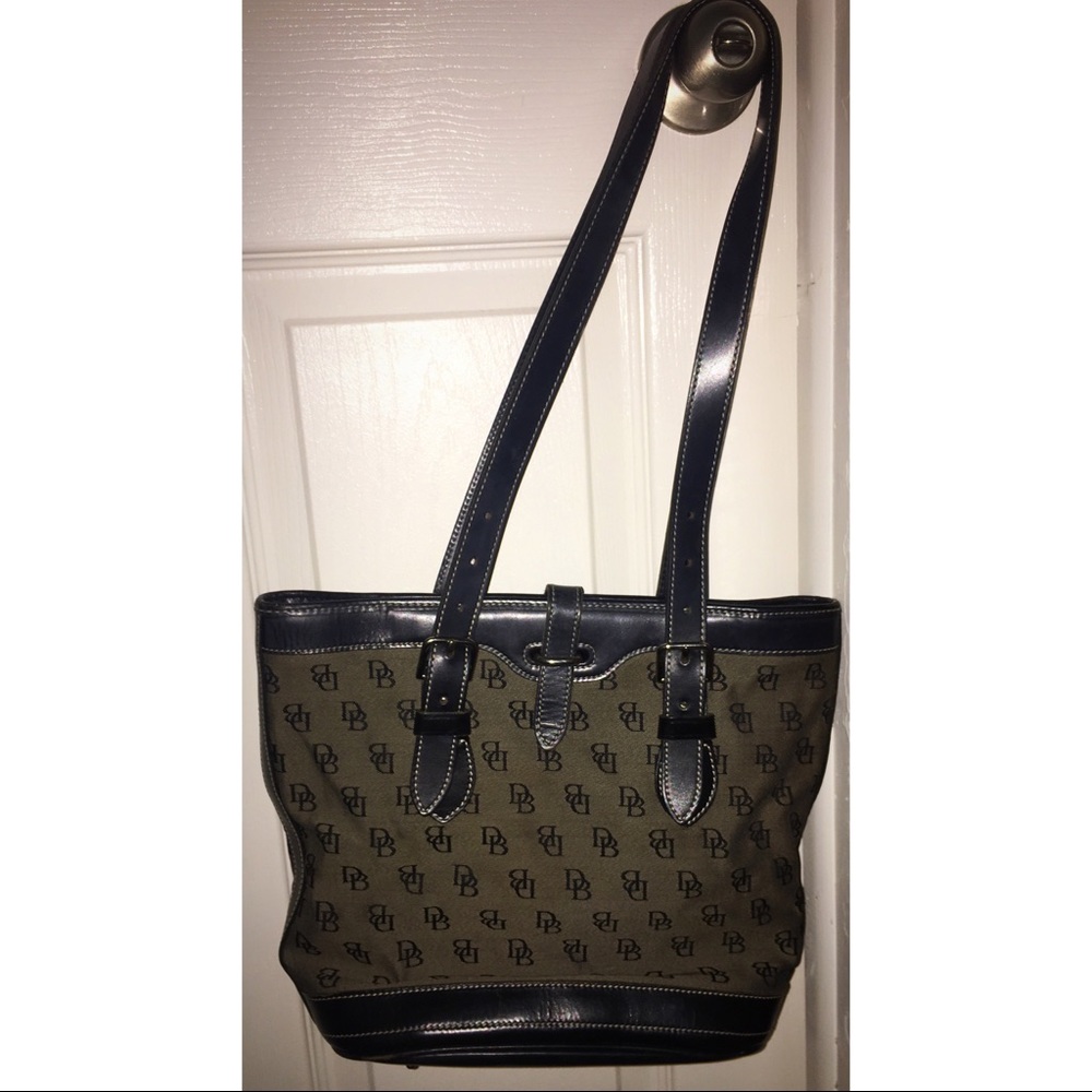 Dooney and Bourke Bag