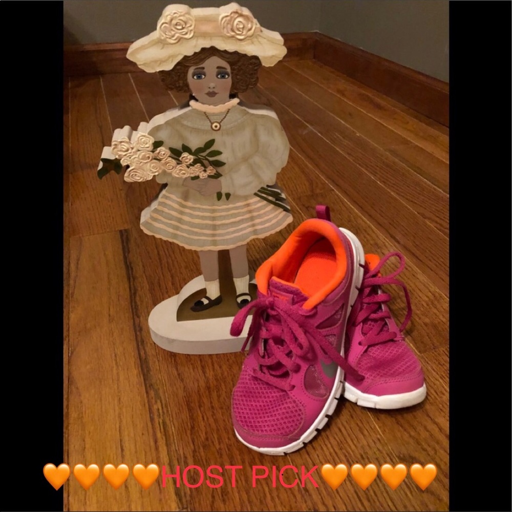 HP🎉Nike Sneakers🎉