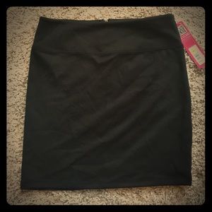 Xhilaration women's black mini skirt size small