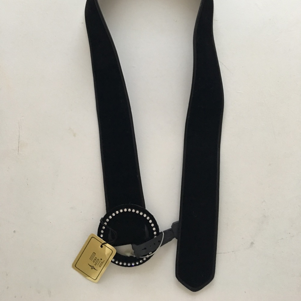 Velvet belt