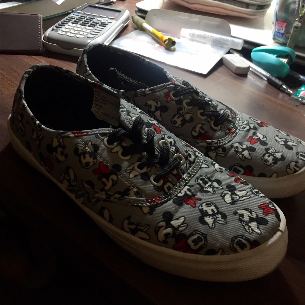 Official Disney Minnie Mouse Lace Up Shoes 🐭💕