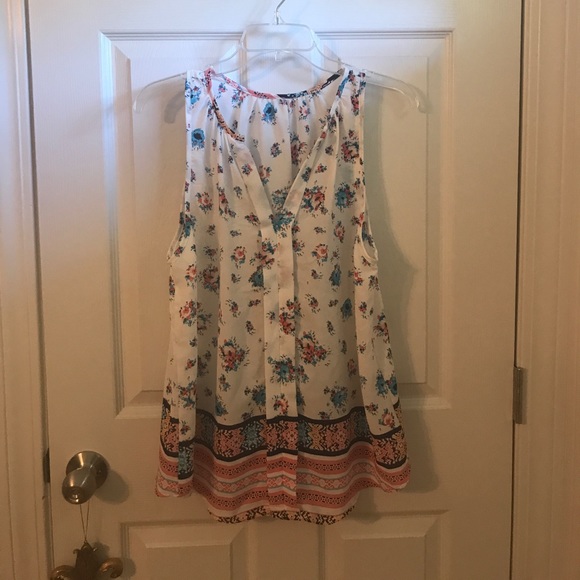 Tops - White floral tank top
