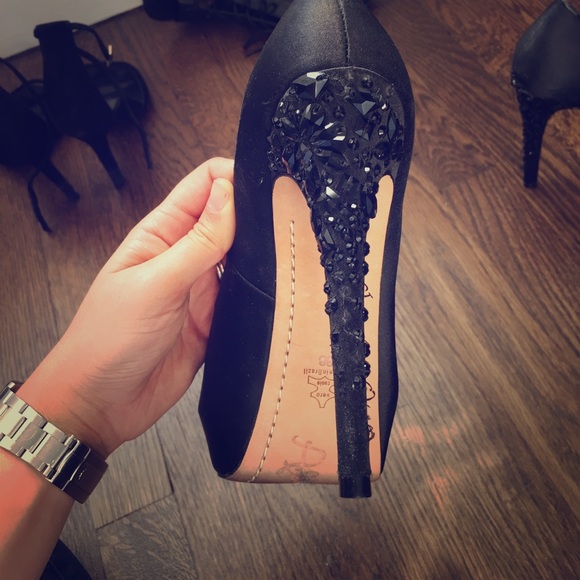 Alice & Olivia black crystal open toe heels - Picture 2 of 7