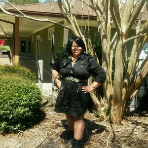 Meet your Posher, Phyllis