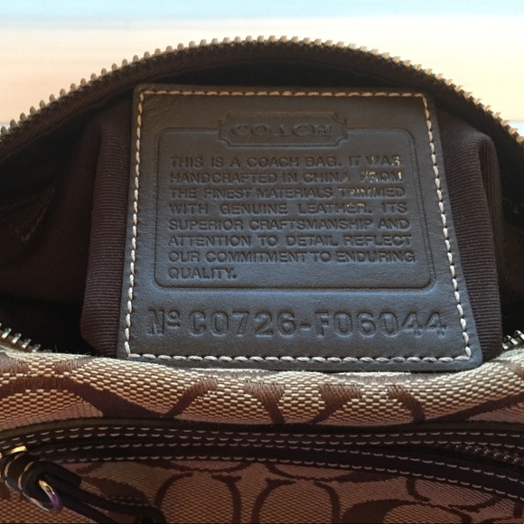 2 Small Coach Purses - Picture 3 of 6