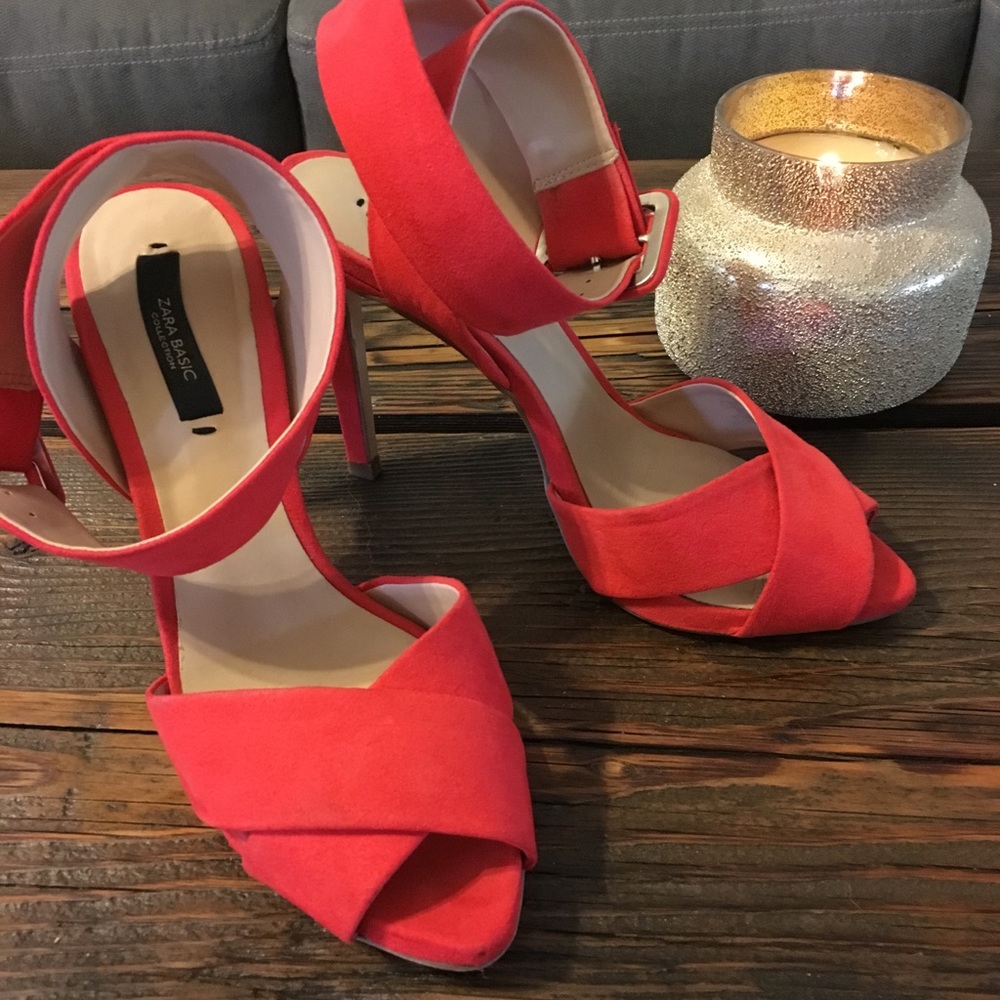 👠ZARA NEW Coral Red Suede Stiletto👠