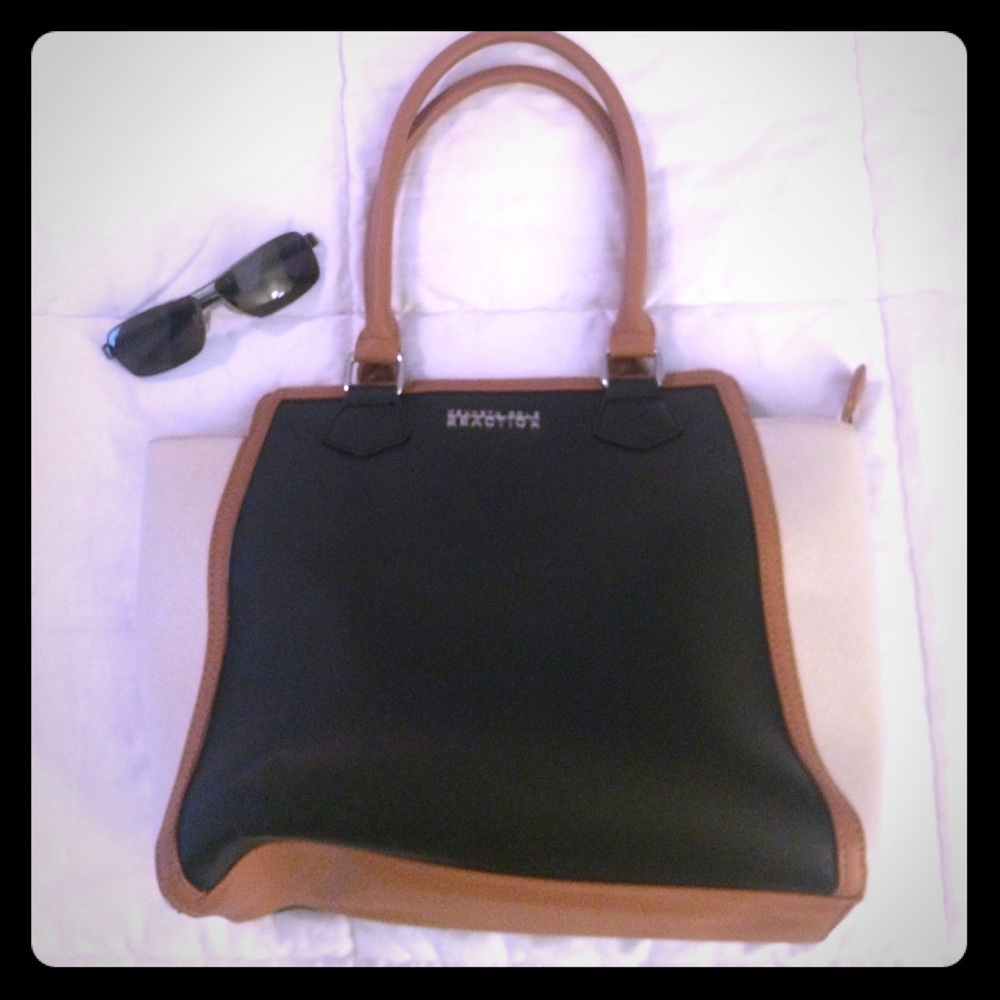 Kenneth Cole Reaction Purse