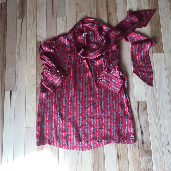 Banana Republic silk red blouse. Size S. - Picture 4 of 4