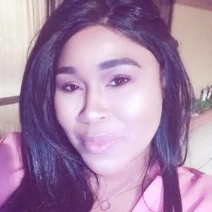 Meet your Posher, Gina